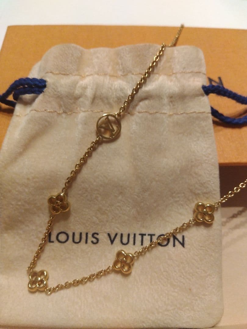 LOUIS VUITTON ゴールド ネックレス　モノグラムフラワーM68125