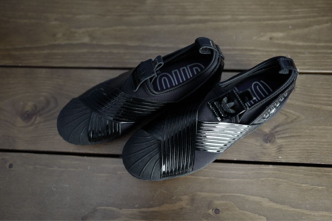 極美品 アディダス スーパースター スリッポン 24.0cm（BD8055）