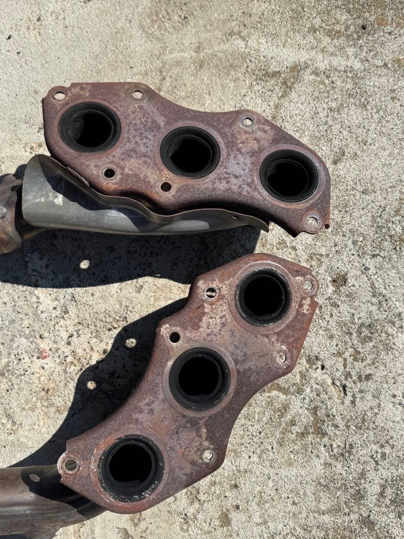 18クラウン　エキマニ　触媒