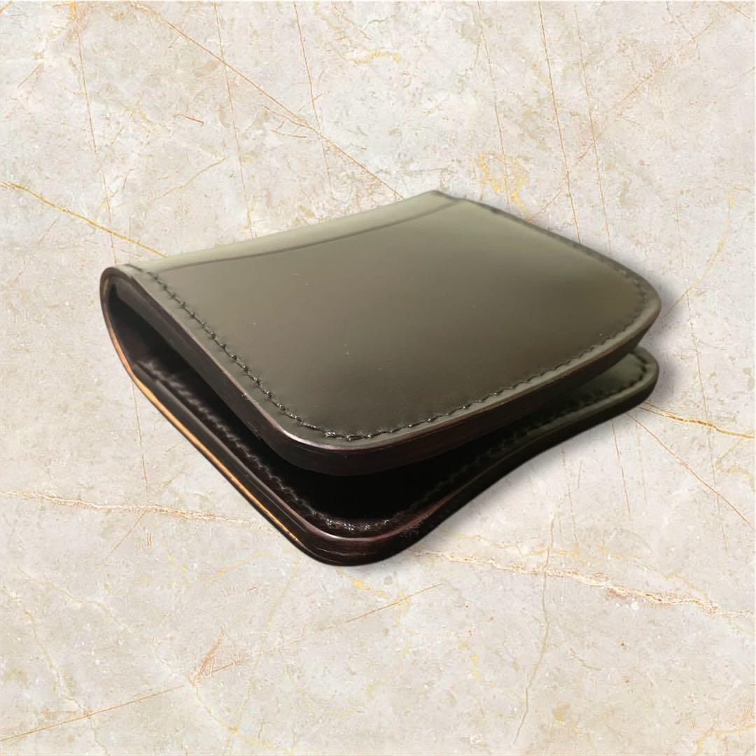 二つ折り財布　フルコードバン