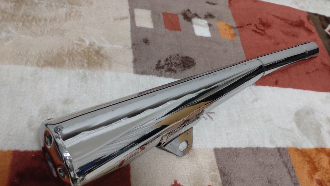 sr400　ペイトンプレイス　マフラー　グッズ　ボアエース　シート