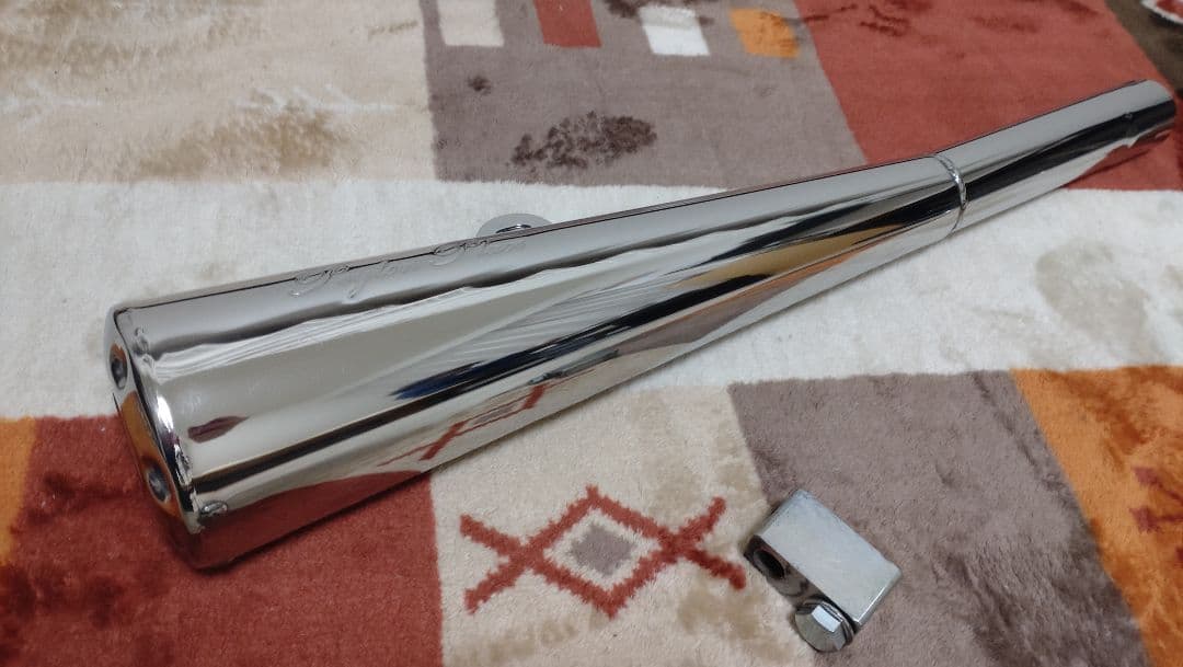 sr400　ペイトンプレイス　マフラー　グッズ　ボアエース　シート