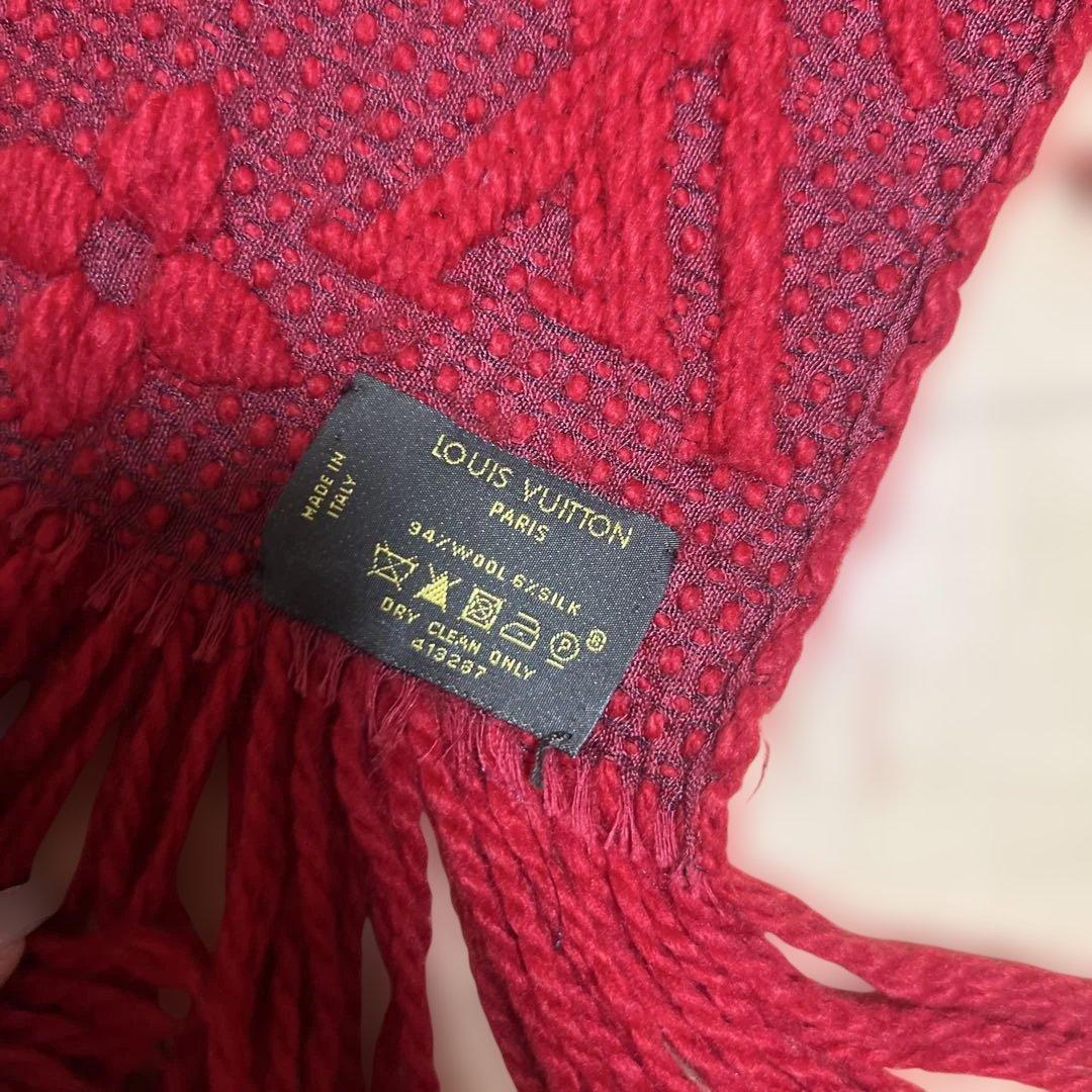 LOUIS VUITTON レッド マフラー