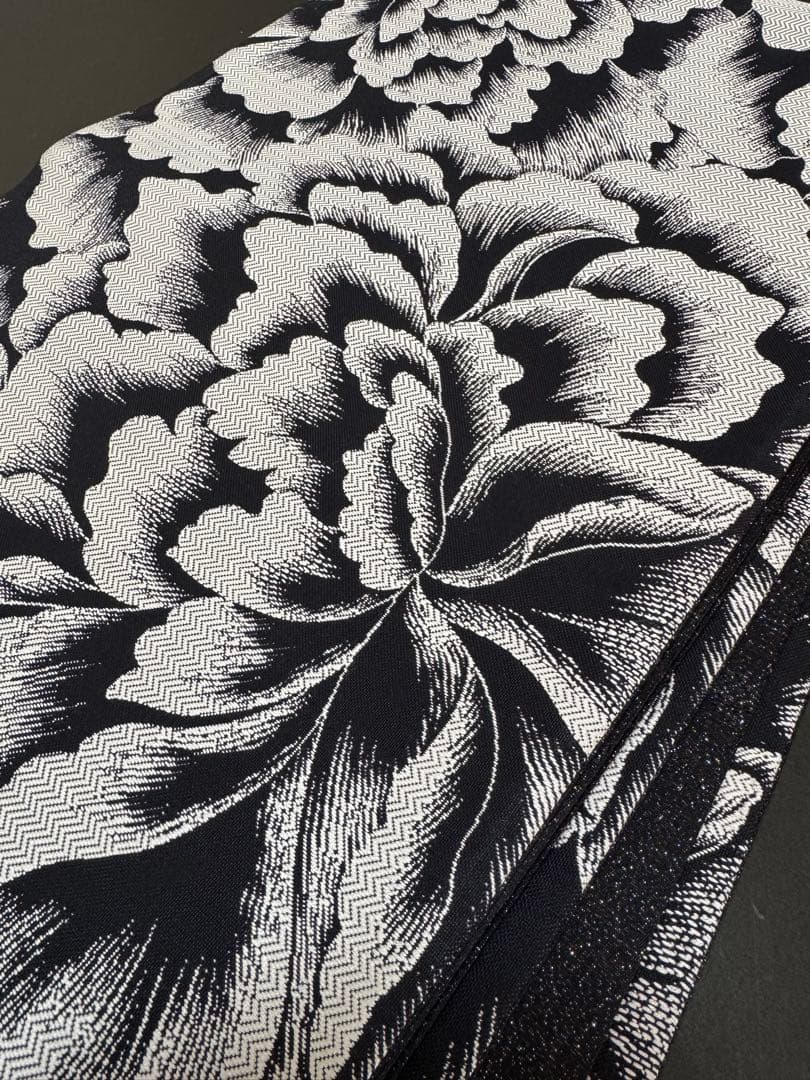 【銘品新品】京の名工認定「斉藤三才氏作」黒地「大牡丹文様」ジャガード織