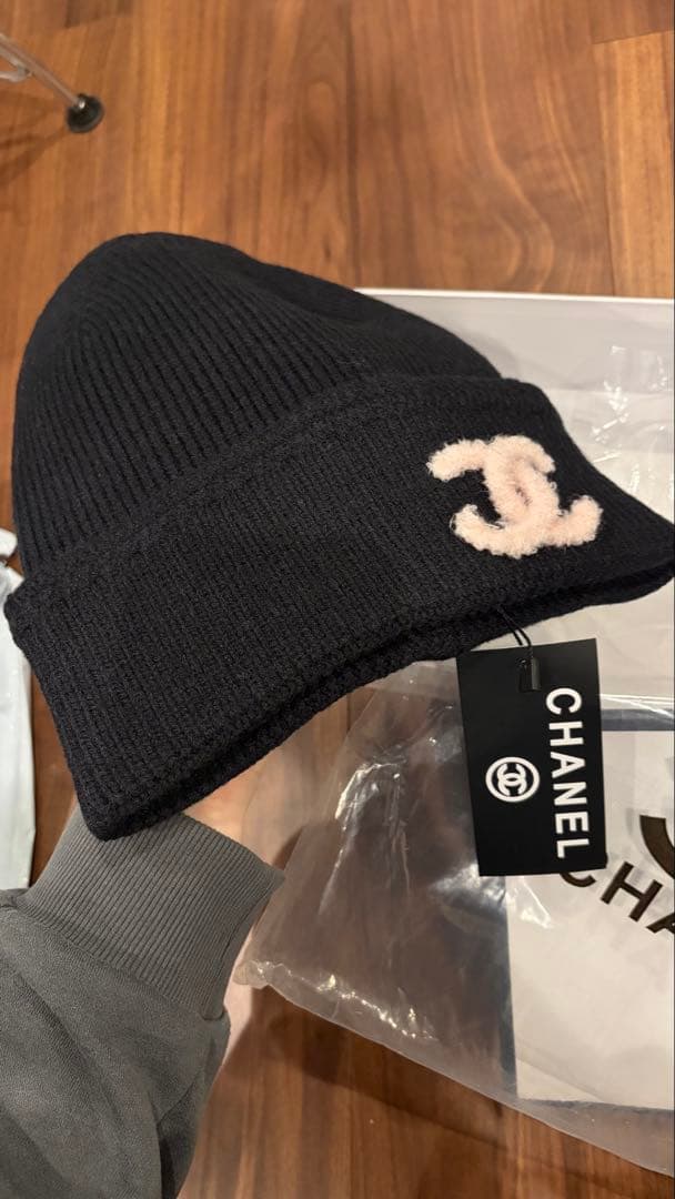 CHANEL ノベルティ　ビーニー　ニット帽　ラスト1点