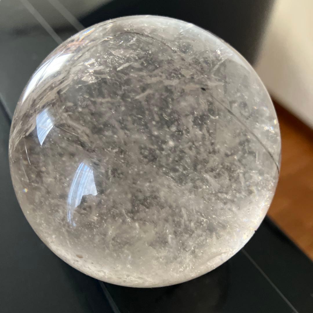 M Hさま専用美！トルマリンインクォーツ　スフィア　天然石置物　E61