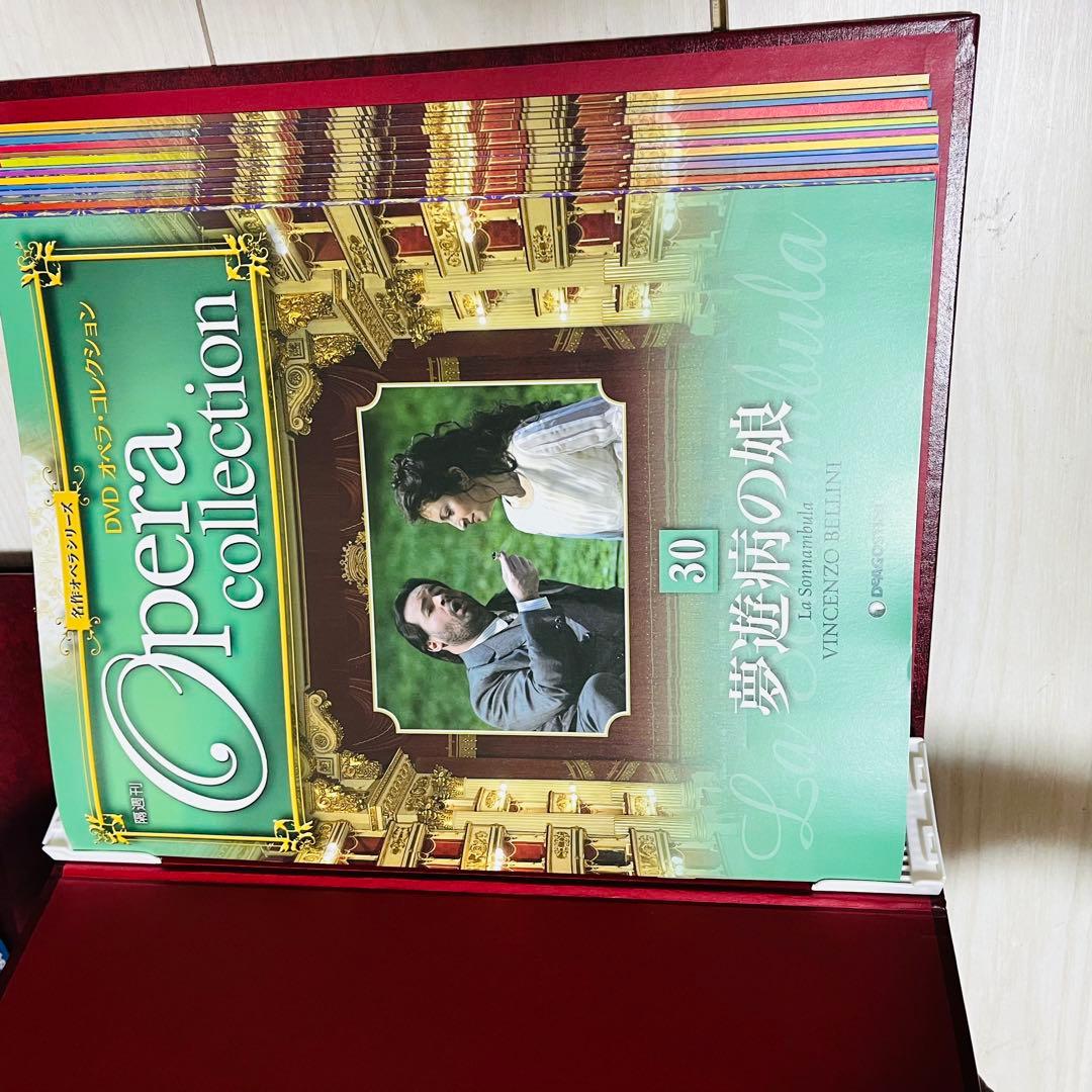ディアゴスティーニＤＶＤオペラ・コレクション全65巻、 解説書、専用ラック一式
