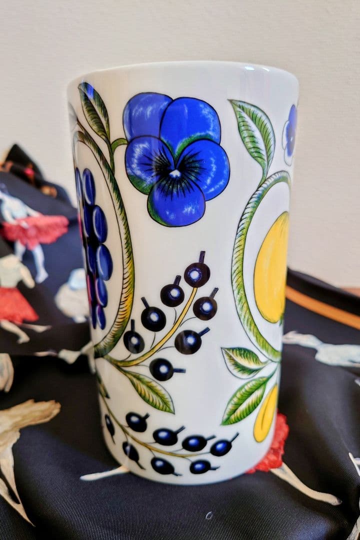 ARABIA Paratiisi フルーツ柄 花瓶 陶磁器 高さ18cm