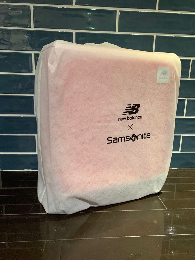 [新品] サムソナイトNewBalancexSamsoniteスーツケース限定分