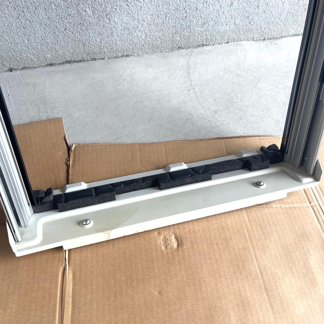 8h01_美品 トヨトミ 窓用エアコン 8畳 TIW-A180J