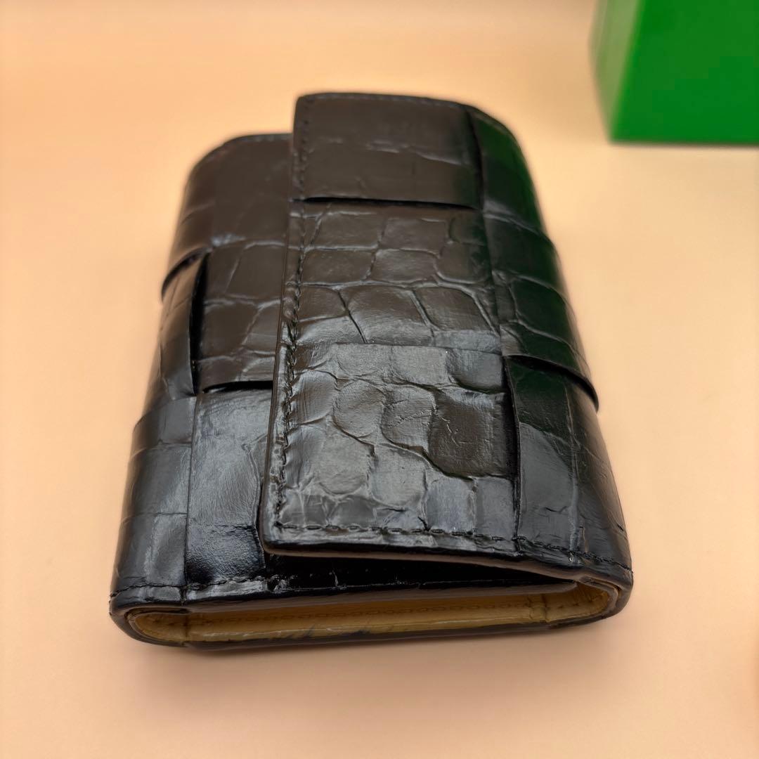 BOTTEGA VENETA三つ折り財布コンパクトウォレットカセットクロコ型押し