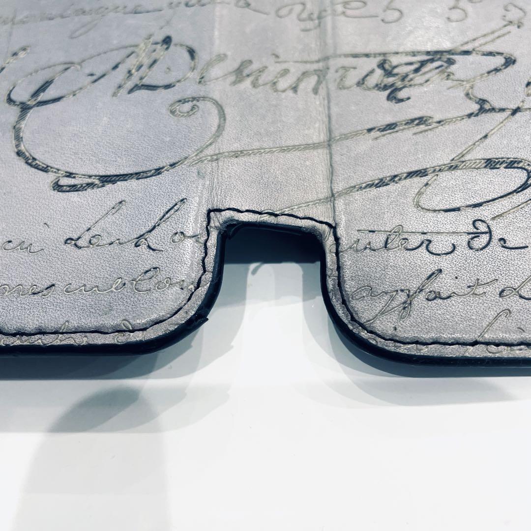 Y2505-189 ベルルッティ iPhoneケース カードポケット付 グレー