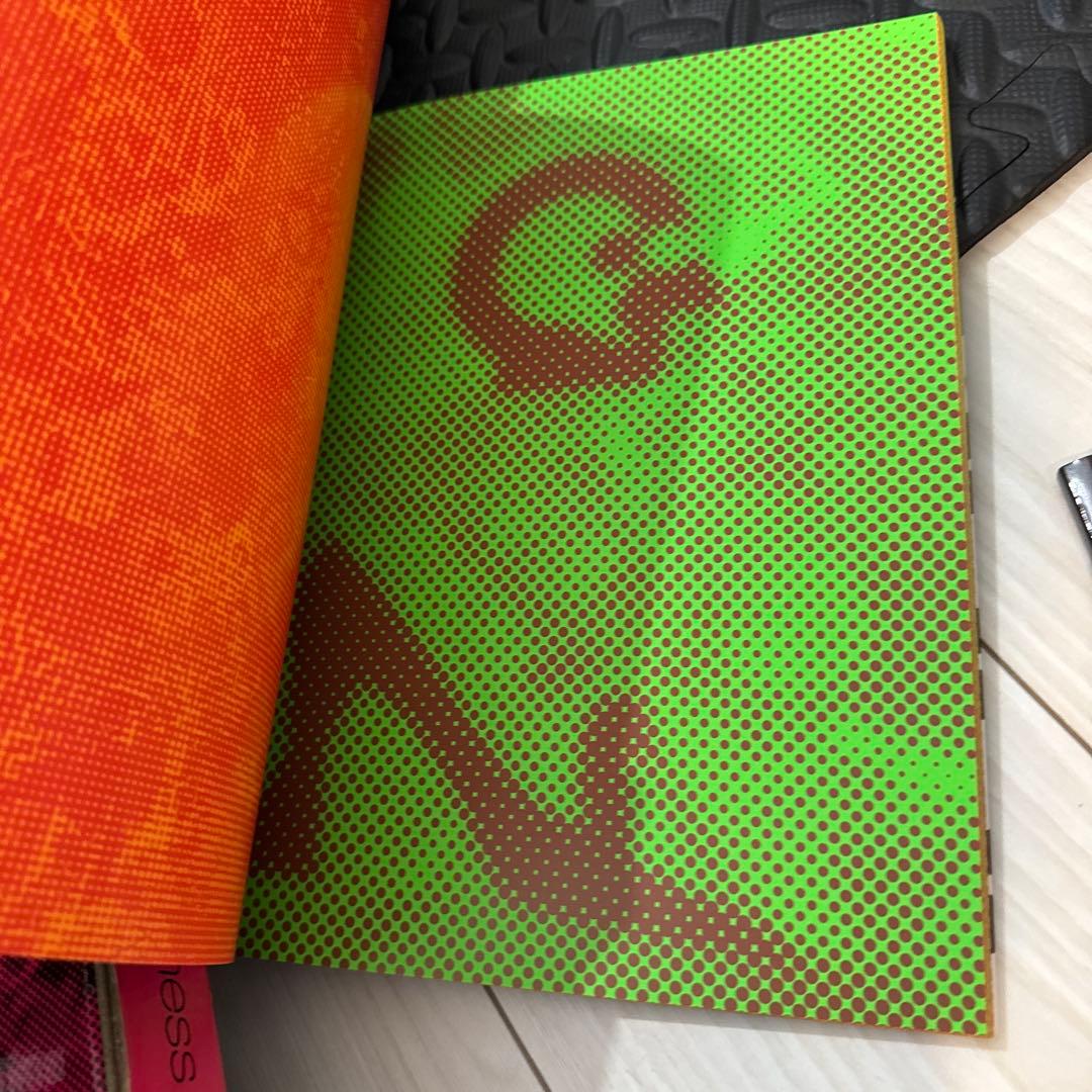 ARKITIP/Ryan McGinness／ライアンマクギネス