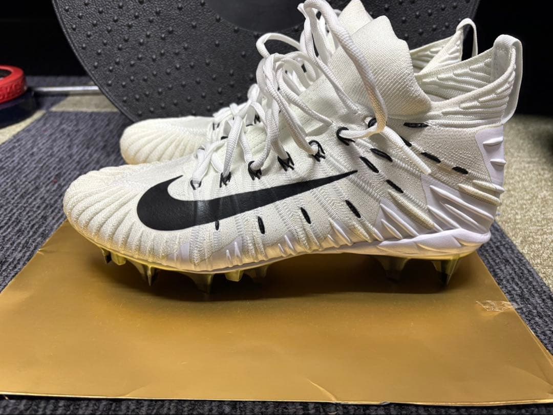 Nike アメフト スパイク