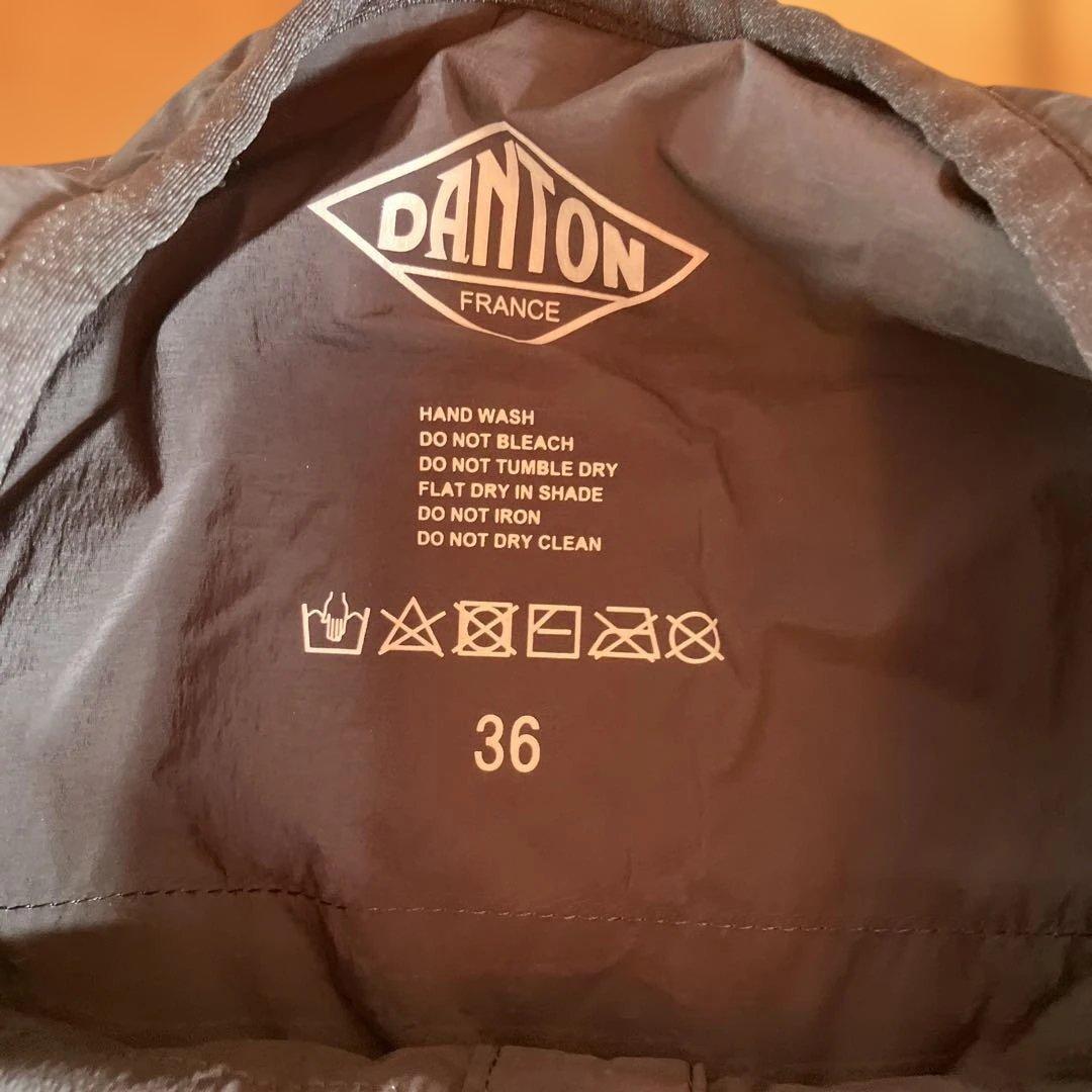 ダントン インサレーション ノーカラーストレッチナイロンジャケット　サイズ36
