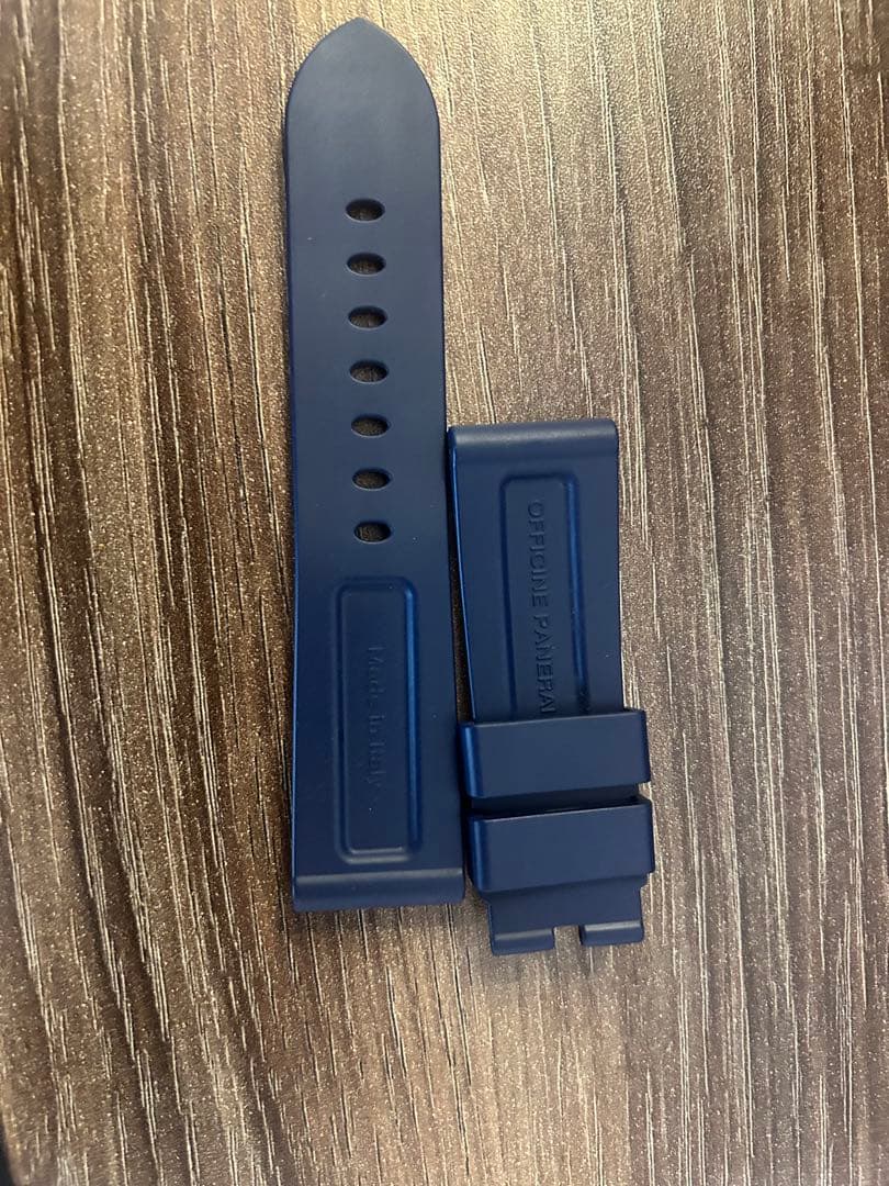 PANERAI OFFICINE ネイビー ラバーベルト