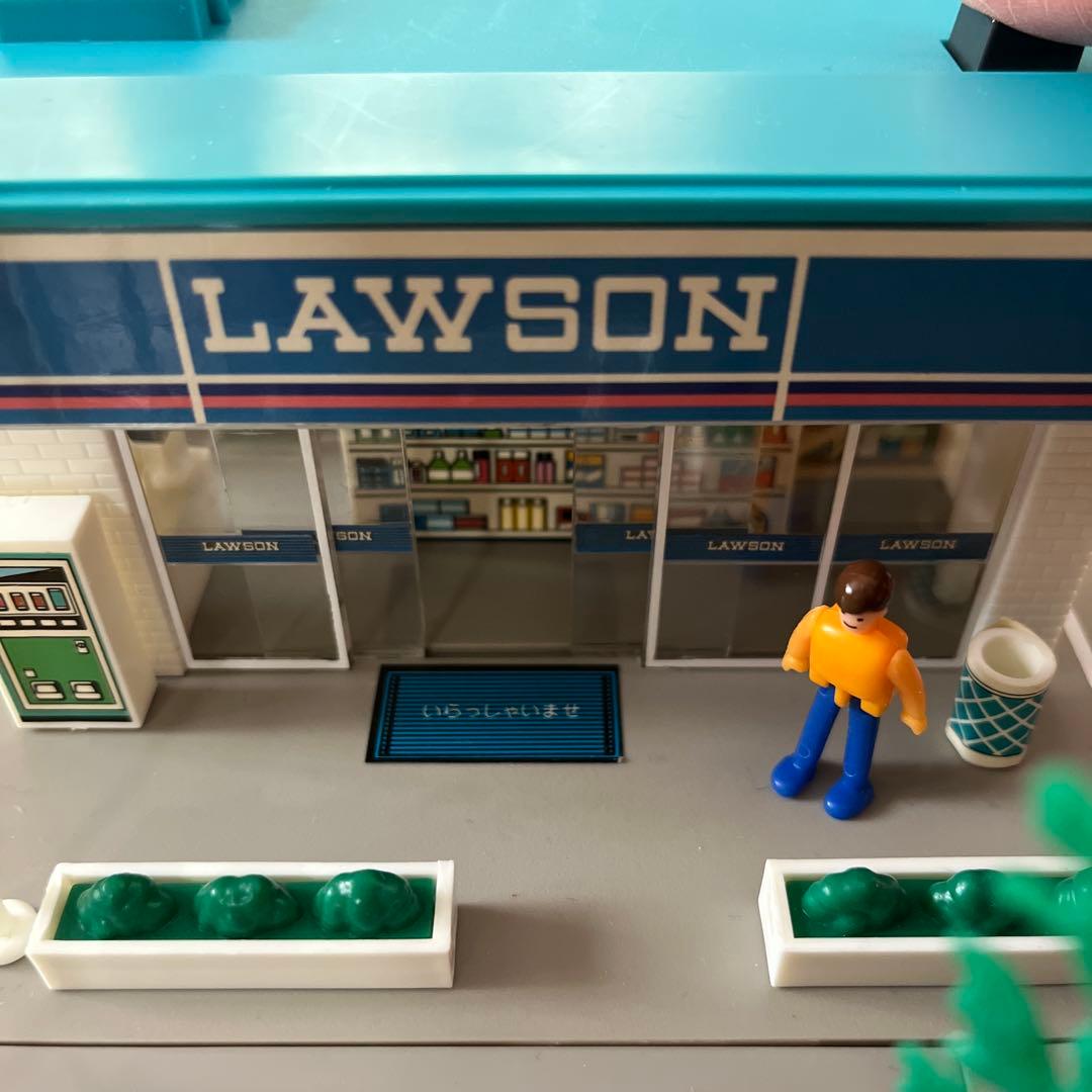 わ*ん様 トミカタウン ローソン☆ローソントラックトミカ付☆