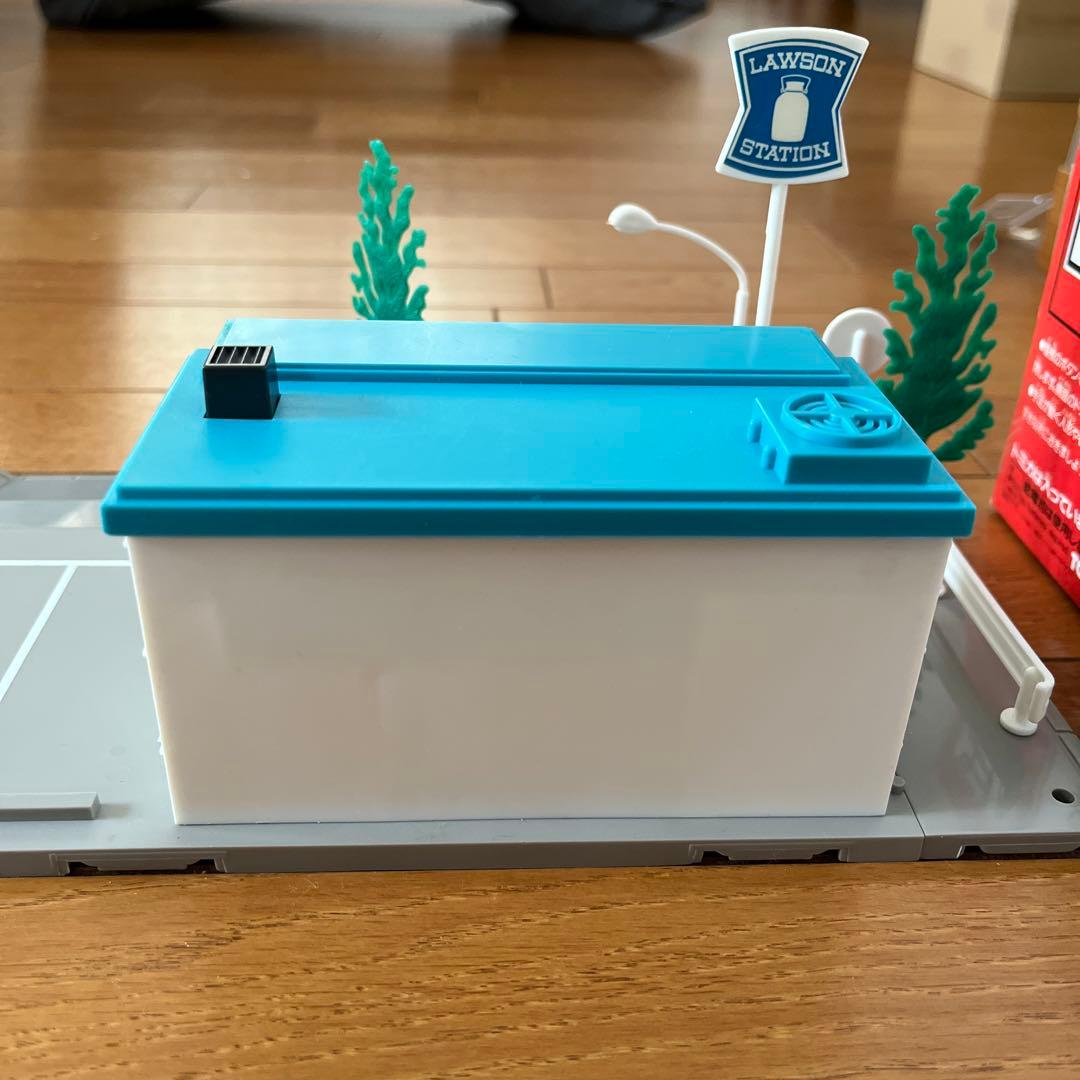 わ*ん様 トミカタウン ローソン☆ローソントラックトミカ付☆