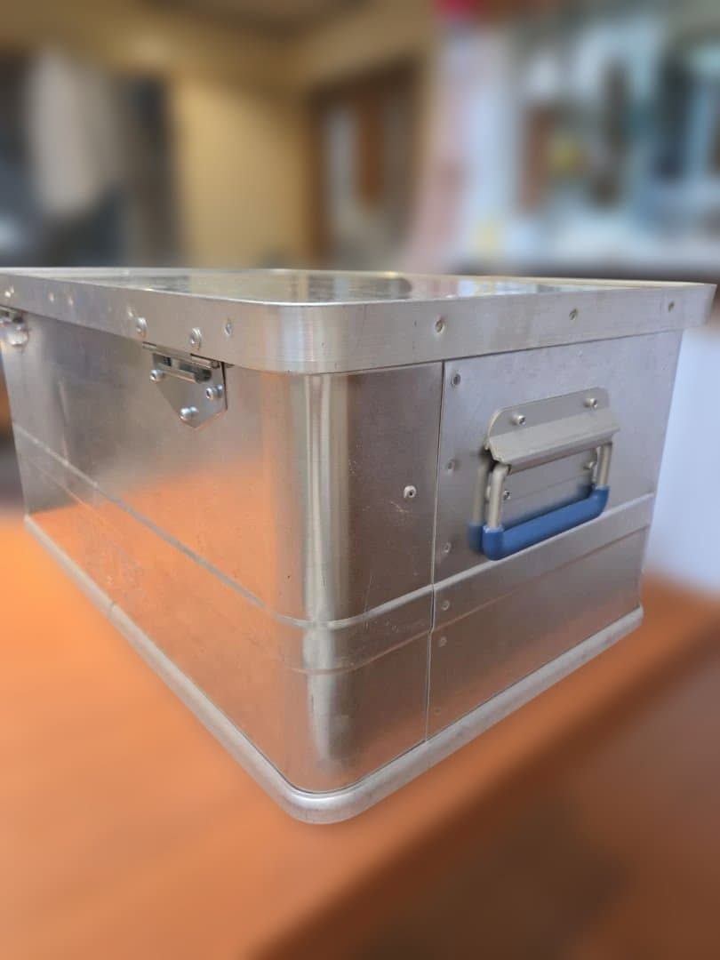 アルテック アルミコンテナ 48 （鍵あり）+ スタンド セット