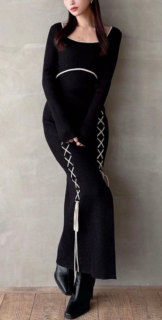 専用！新品！タグ付き！レースアップタイトニットワンピース