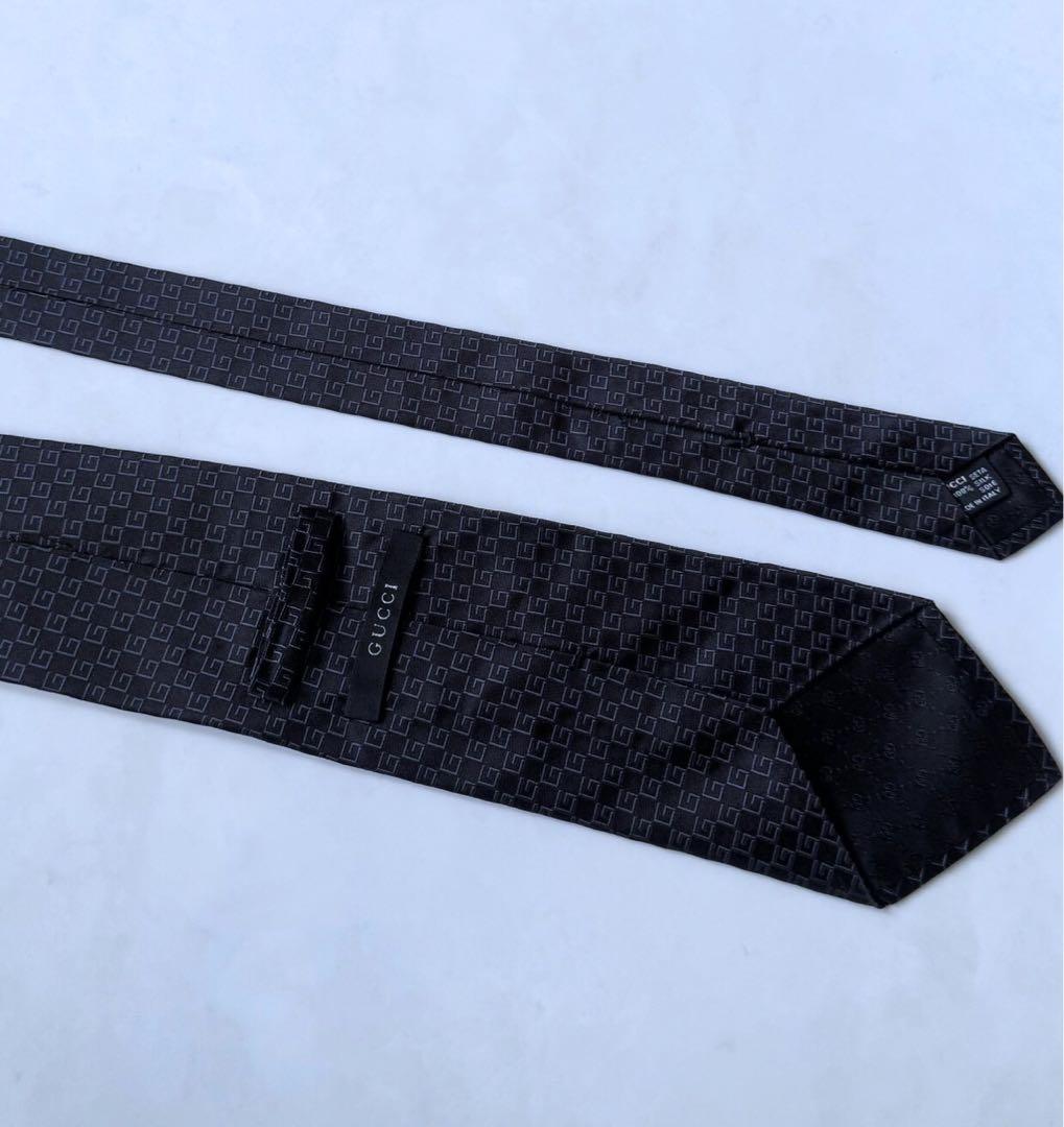 極美品　GUCCI ネクタイ　総柄　ブラック