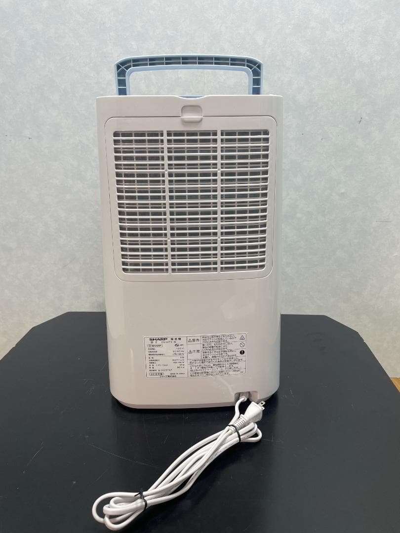Y♢216 シャープ 衣類乾燥 除湿機 CV-H71-W