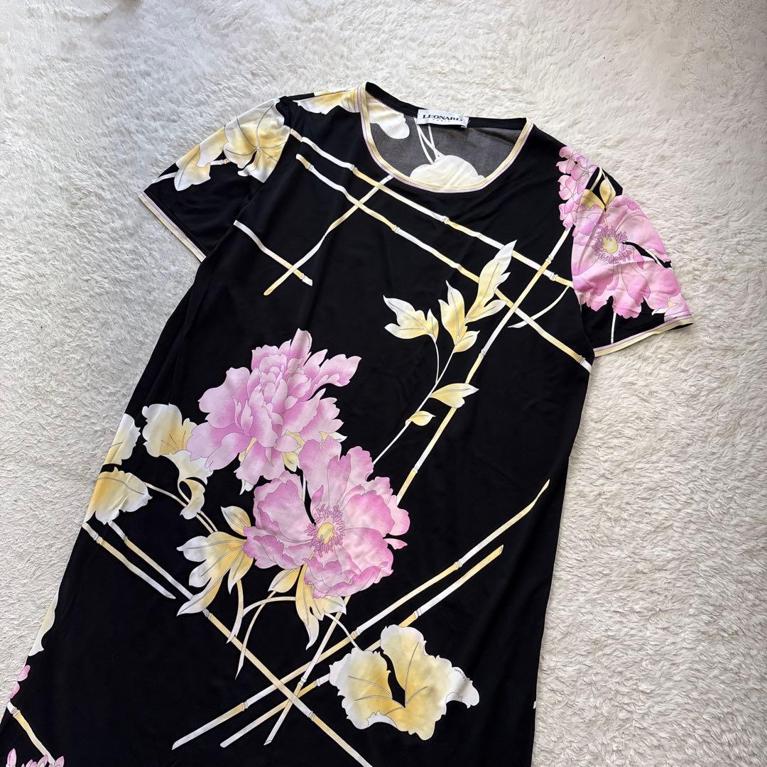 美品　LEONARD レオナール レーヨンジャージーワンピース　花柄　ブラック