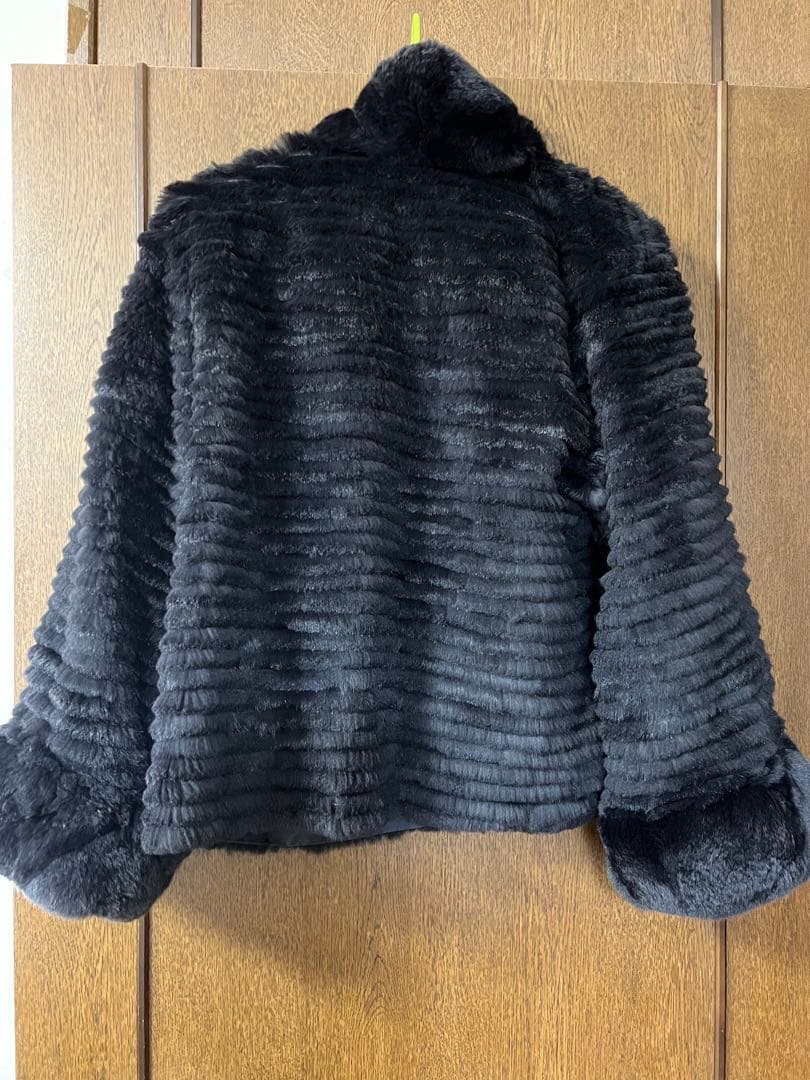 ブラックリアルファー リバーシブルジャケット