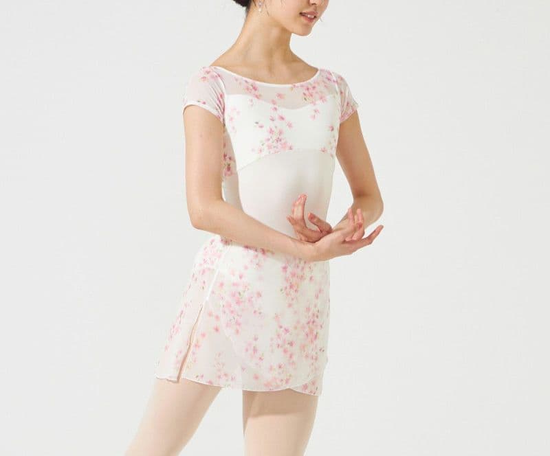 チャコット　永久メイ　コラボ　巻きスカート　桜柄