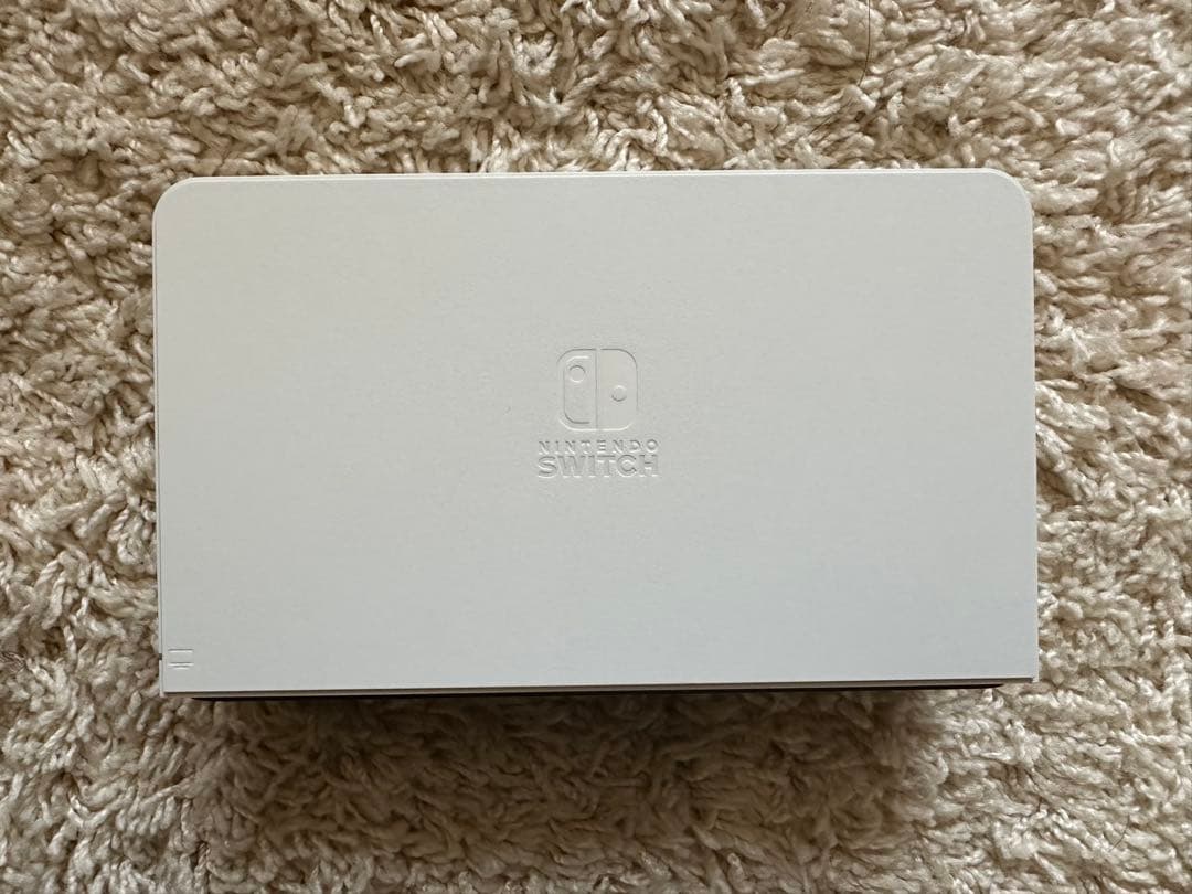 Nintendo Switch 有機EL ホワイト【美品、ホリコン付き】