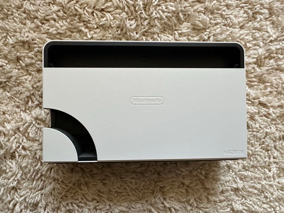 Nintendo Switch 有機EL ホワイト【美品、ホリコン付き】