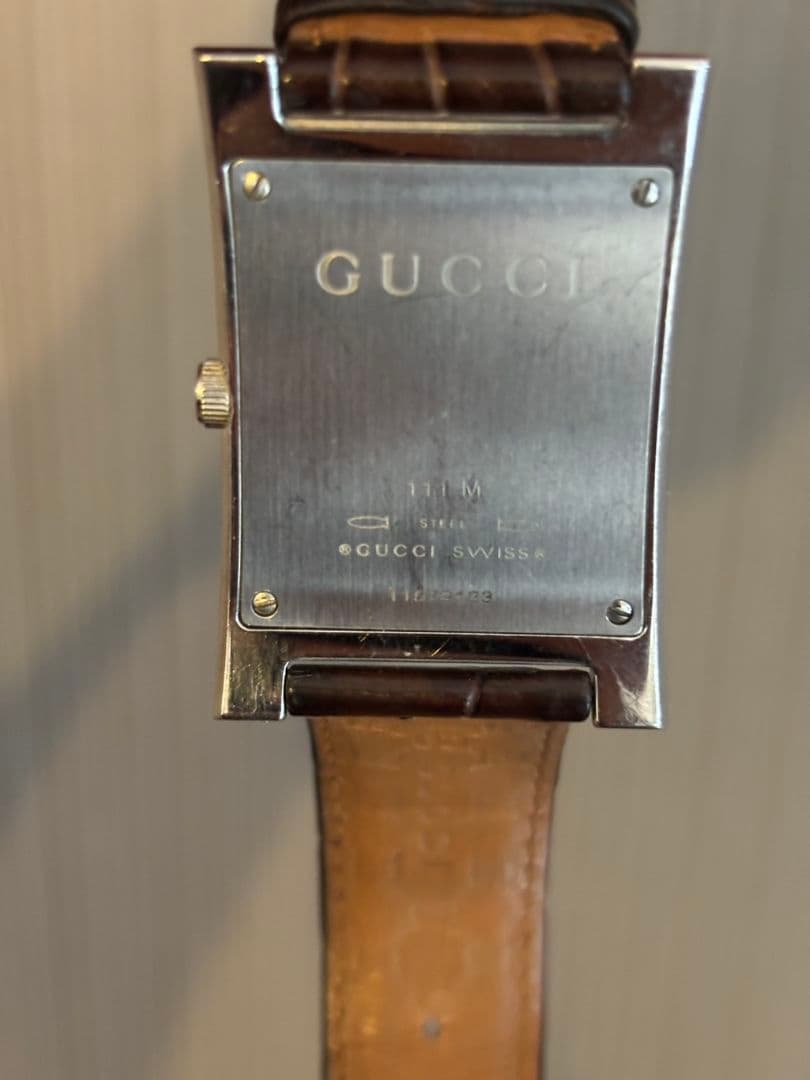 GUCCI スクエア レザーベルト 時計