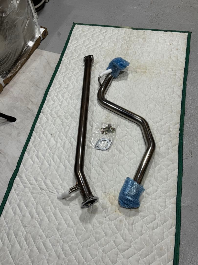 ロッソモデロ】マフラー　スイフトスポーツzc33s競技用　中間ストレートパイプ