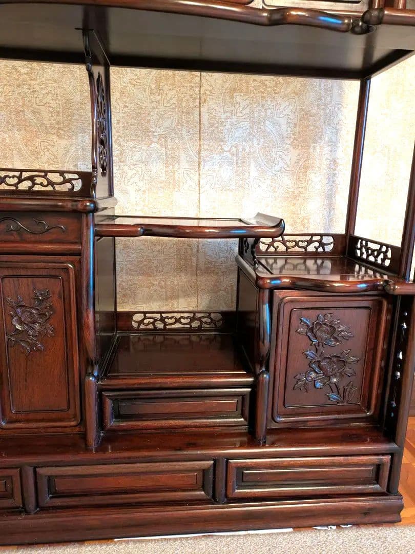 雅*様 木製彫刻装飾収納棚　茶箪笥　飾り棚