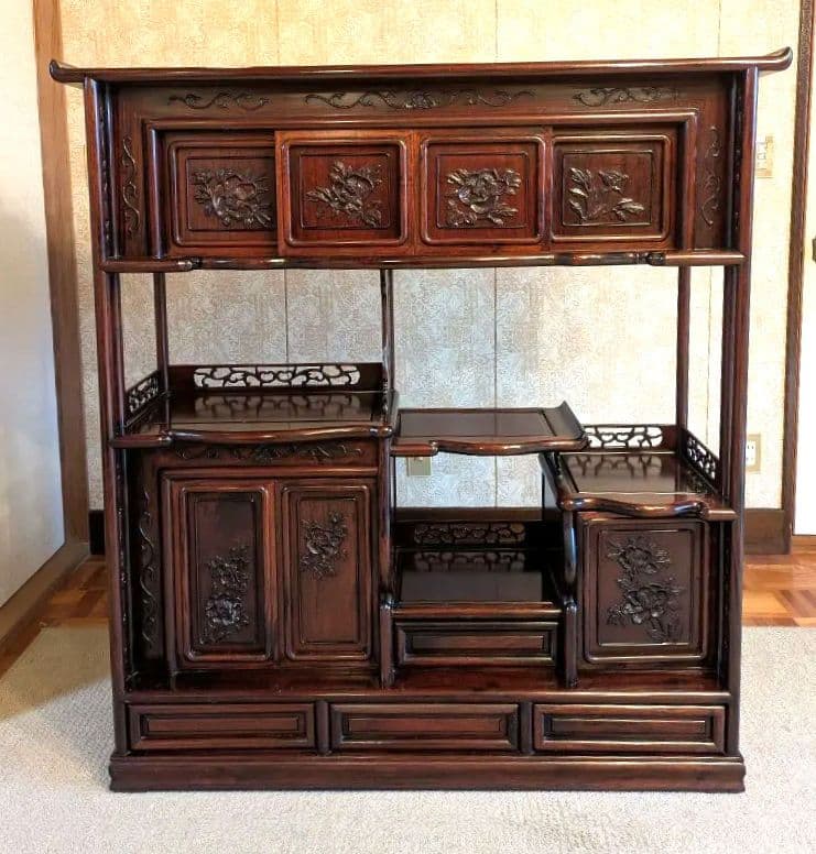 雅*様 木製彫刻装飾収納棚　茶箪笥　飾り棚