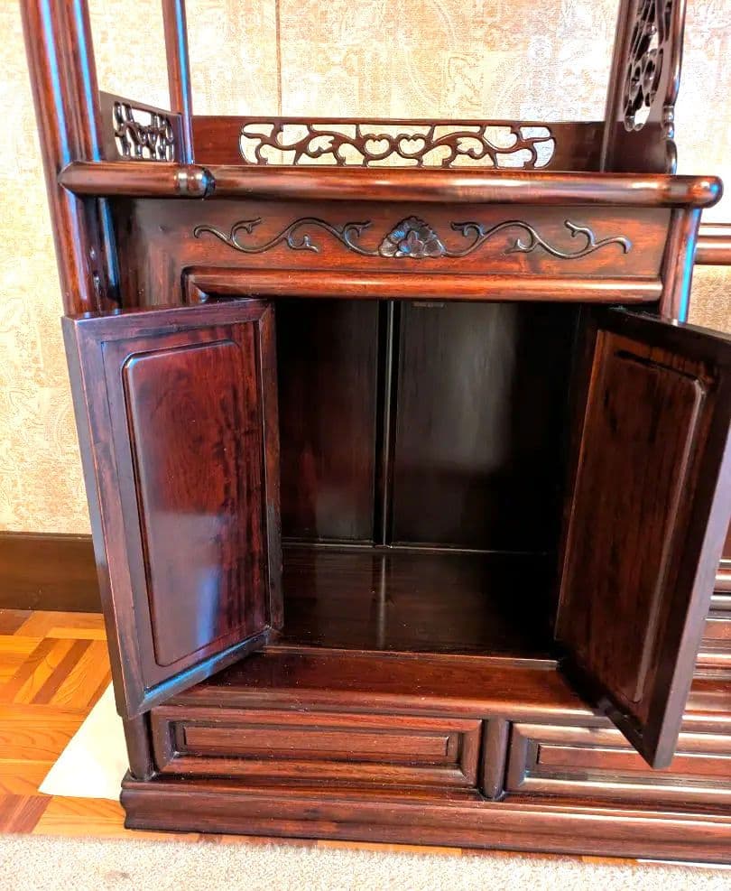 雅*様 木製彫刻装飾収納棚　茶箪笥　飾り棚