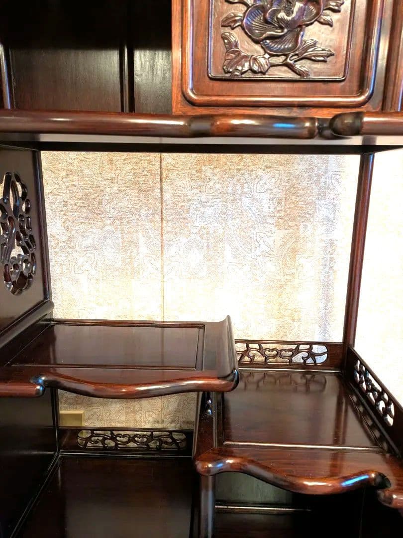 雅*様 木製彫刻装飾収納棚　茶箪笥　飾り棚