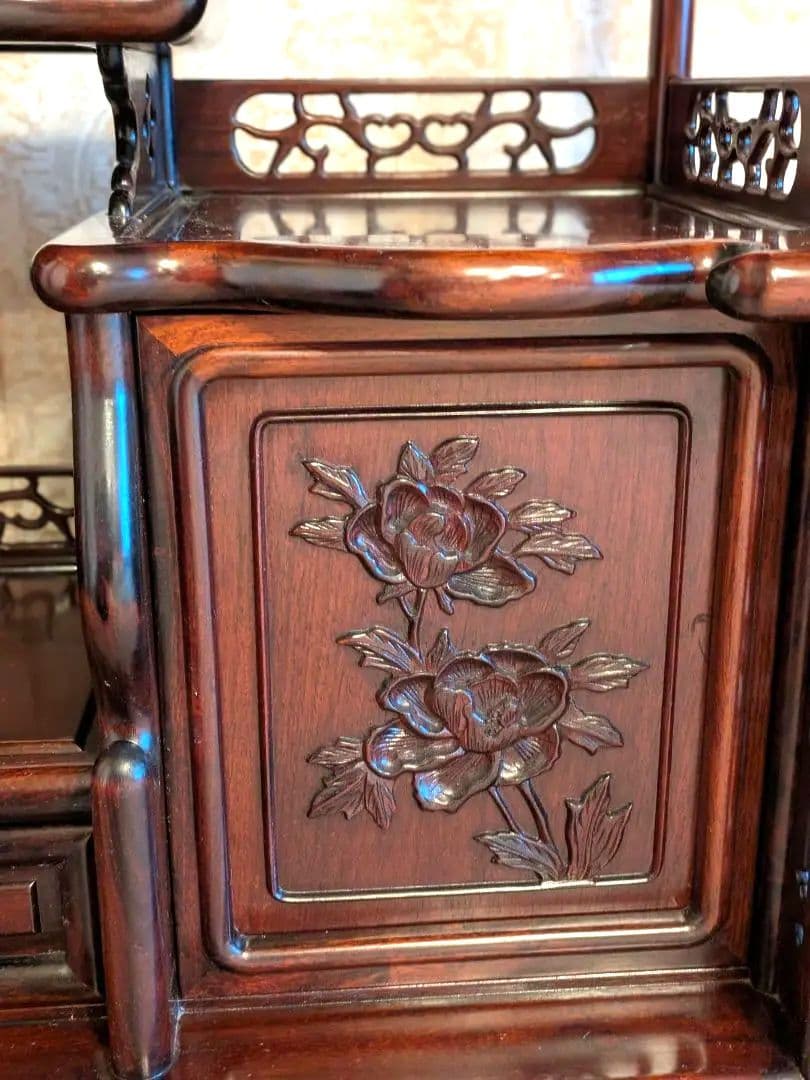 雅*様 木製彫刻装飾収納棚　茶箪笥　飾り棚