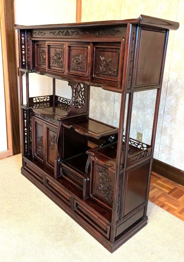 雅*様 木製彫刻装飾収納棚　茶箪笥　飾り棚