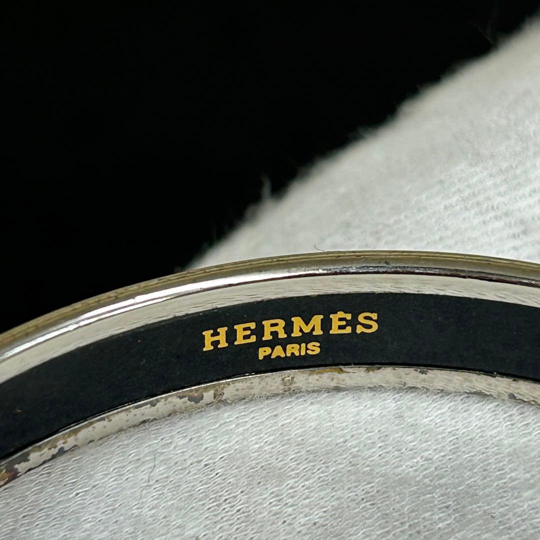 エルメス　バングル　エマイユ　白色系×シルバー色系　ブレスレット　馬車モチーフ