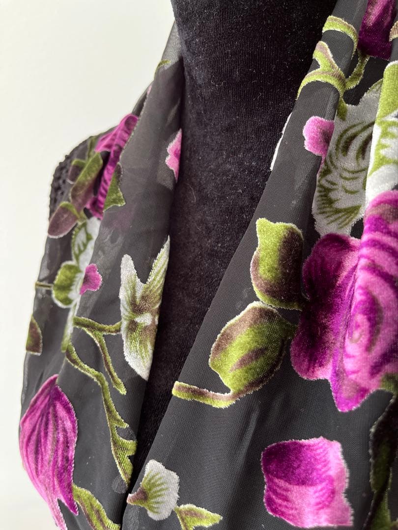 【アウトレット】フラメンコ　マントンシージョ　黒地xパープル花柄　ブラックフレコ