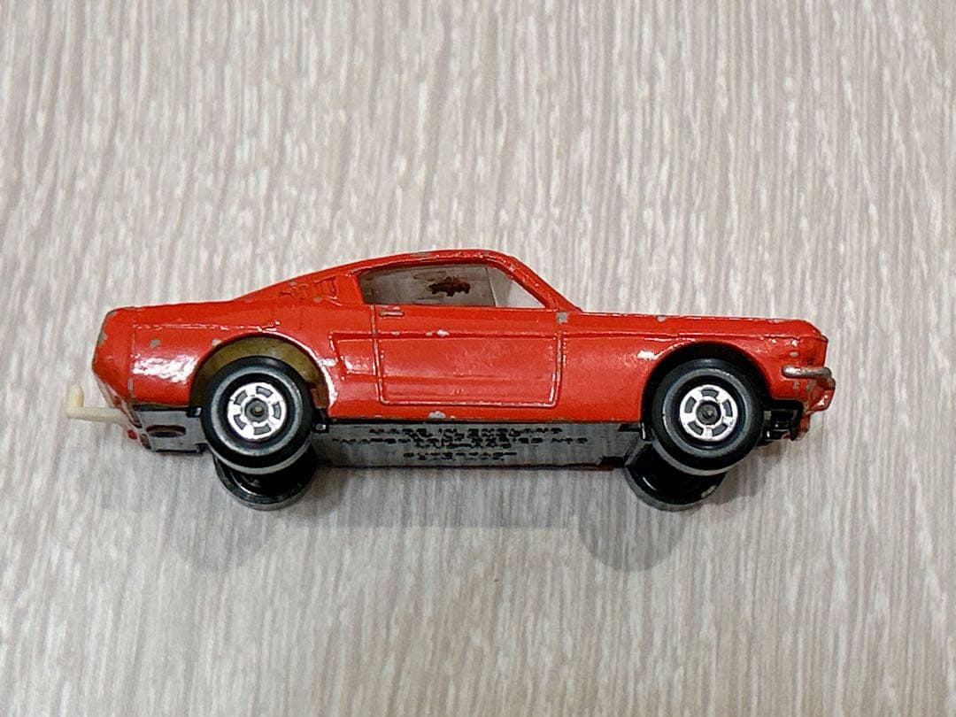 激レア ミニカー マッチボックス 8 FORD MUSTANG MUSTANG