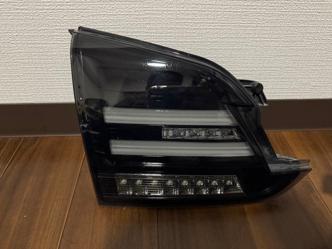 廃盤品 CORAZON コラゾンLEDテールランプ LEVORG レヴォーグ