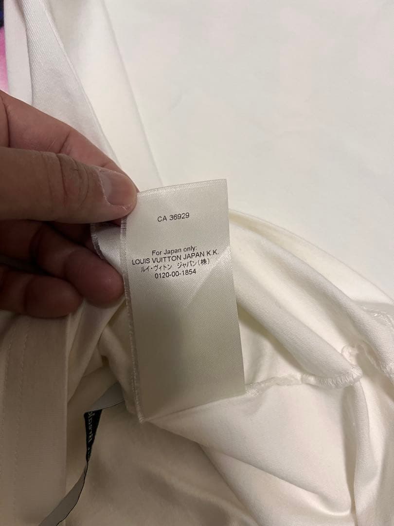 ルイヴィトン 22SS グラフィット ロゴプリントクルーネック 半袖　訳あり格安