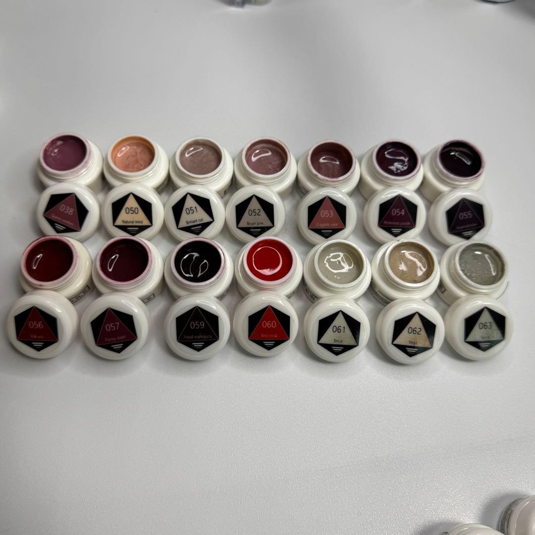 COREGEL✳︎presto/74色+10色セット/プロ/1つあたり200円