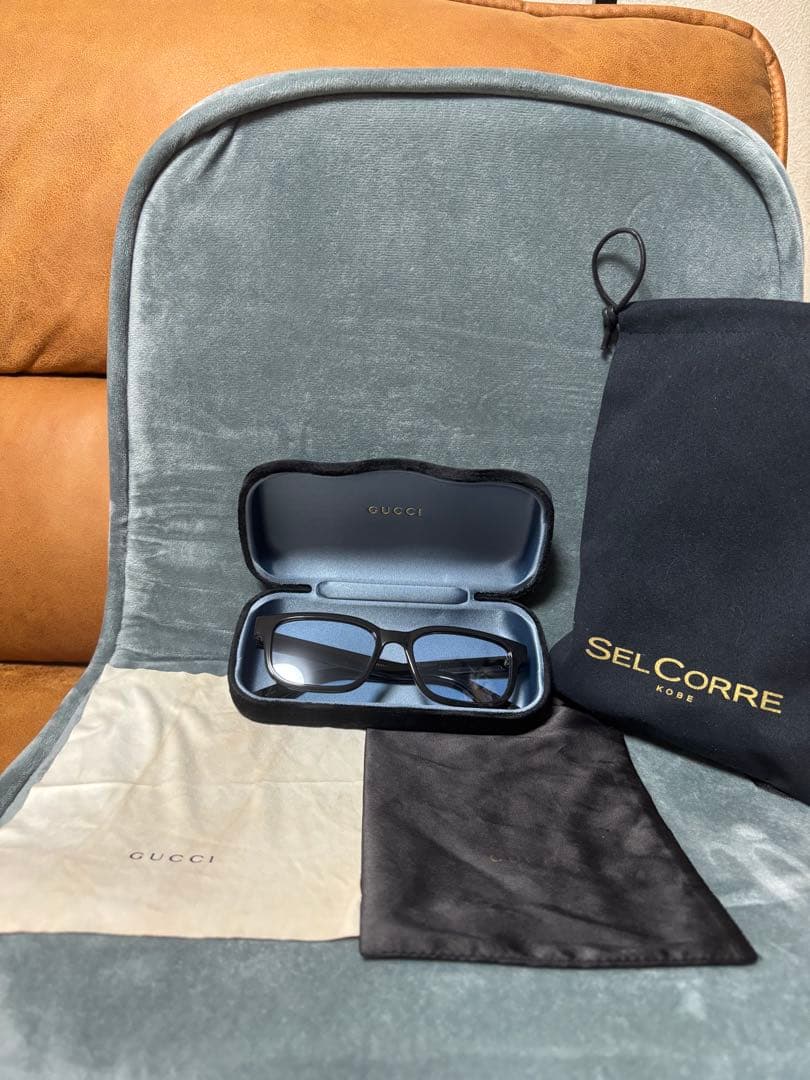 メ*0様 GUCCI ブラックフレーム サングラス