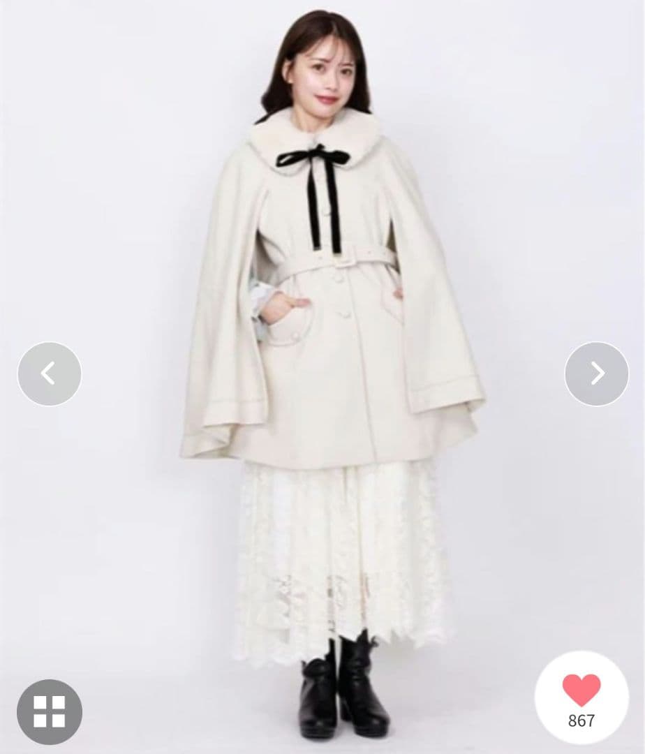 axes femme ファー襟付き ケープコート ベルト付き オフホワイト