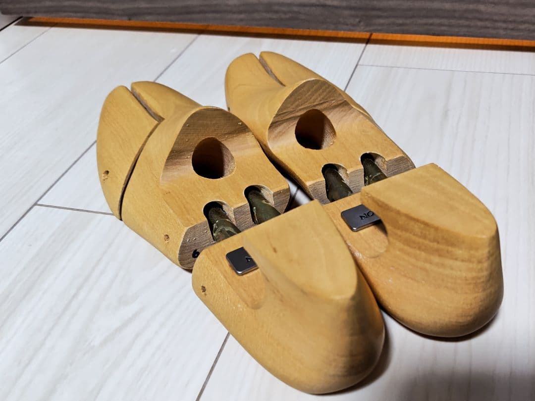 希少 J.M.WESTON 純正シューツリー 041 サイズ6 金属プレート