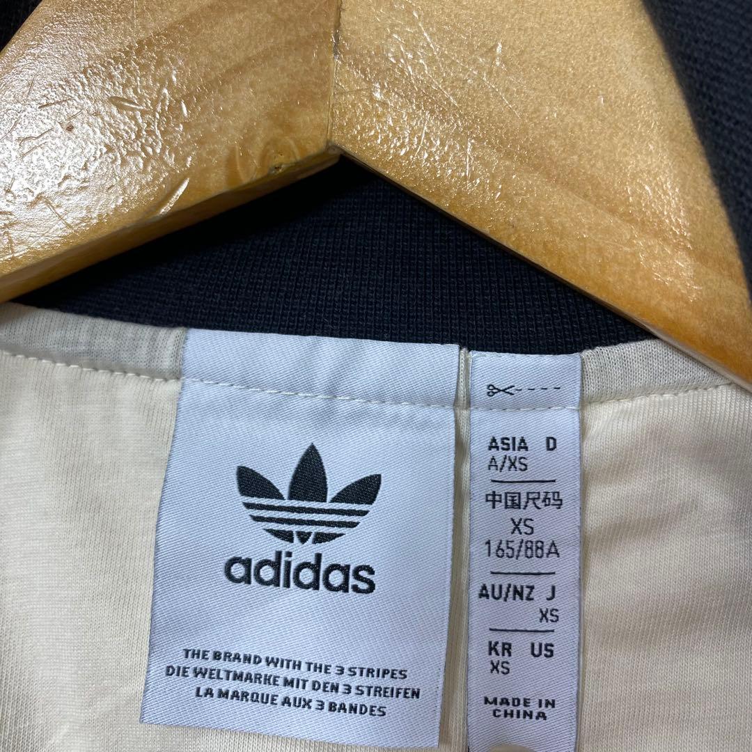 25年製 adidas アディダス ワッフル クラシック トラックトップ