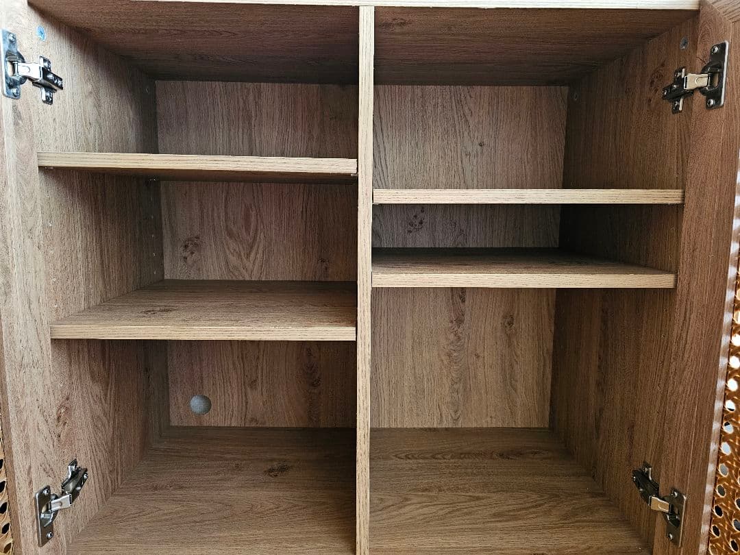 LOWYA　ラタン調キャビネット